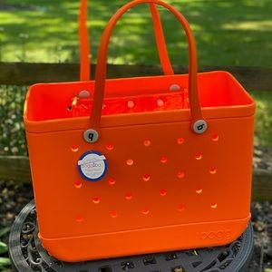 NWT original large bogg bag “ORANGE you glad” -